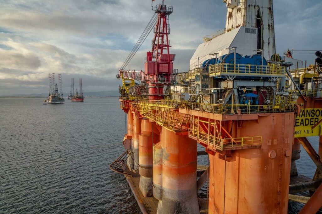 When working offshore, it’s not always practical or possible to assess a Candidate ‘in the moment’ as the working environment and the tasks being undertaken can make it virtually impossible.